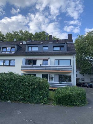 Helle und schöne Dachgeschosswohnung