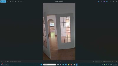 Geschmackvolle, vollst. renovierte 3-Zimmer-Wohnung mit geh. Innenausstattung mit Balkon