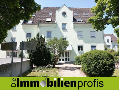 51054 - Renoviertes Dachgeschoss-Appartement mit TG-Stellplatz