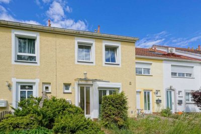 Familienidylle mit Garten – charmantes Reihenhaus im Grünen