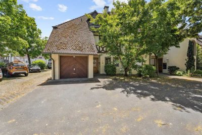 Großzügiges Zuhause mit Garten – Wohnen auf drei Etagen für die ganze Familie in Salem!