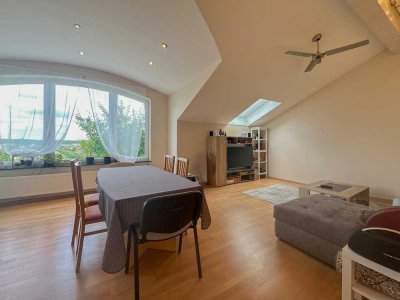 Charmante und gepflegte 4,5-Zimmer-Wohnung mit Balkon und herrlichem Weitblick