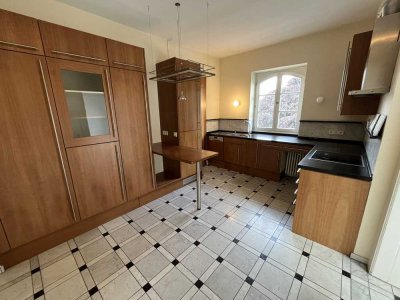 Exklusive 4-Zimmer-Wohnung mit Balkon im 2. OG in Krefeld-Cracau