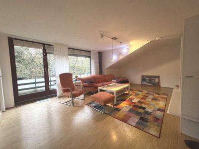 Komfortable Wohnung im Dachgeschoss mit Terrasse – aktuell leerstehend