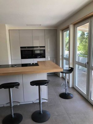 Moderne und hochwertig sanierte 2-Zimmer-Wohnung mit gehobener Innenausstattung