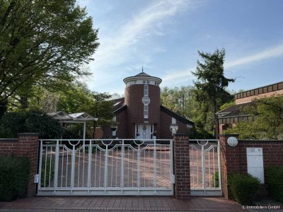 Freistehendes Traumhaus mit wunderschönem Gartengrundstück u. freistehender Doppelgarage in Nettetal
