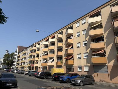 Modernisierte 2-Zi.-Wohnung mit top Grundriss und zwei Balkonen