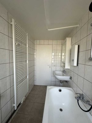Schöne 3 Zimmer Wohnung mit Garage - nähe Schule/ Kindergarten