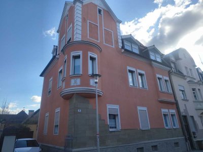 Großzügige Altbau mit Charme in Top Lage