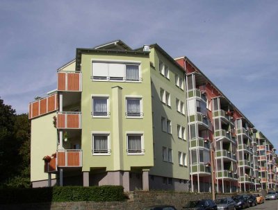 Gemütliche 2-Raum-Wohnung mit Badewanne und Balkon mit tollem Ausblick
