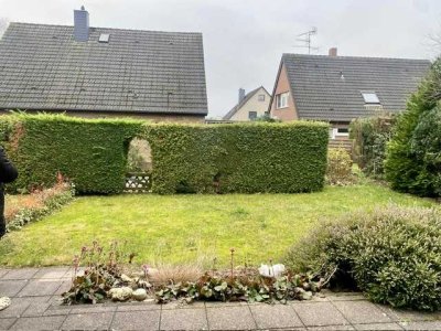 Neuss Rosellen "Mit viel Charme" Solides Dreifamilienhaus Erdgeschoss Wohnung Terrasse Garten frei