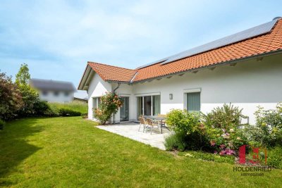 Einziehen und Wohlfühlen: Neuwert.  EFH-Bungalow in guter Wohnlage von Markt Rettenbach/Allgäu!