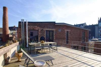 Urbanes Hideaway | Außergewöhnliches Loftwohnung in Hinterhoflage