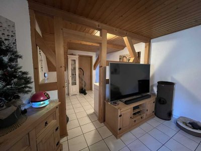 Großzügige 4 Zimmer Wohnung mit Dachterrasse und Garage