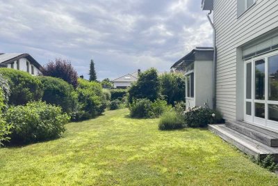 Großzügiges Familiendomizil mit Potenzial für zwei Wohneinheiten und herrlichem Garten
