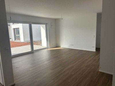 Neubauwohnung Erstbezug 3 Zimmer Terrasse und Garten