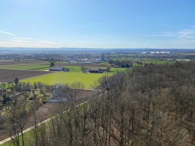 "WEITBLICK" – sehr helle, sanierte 3,5-Zi.-Whg. mit großem Südbalkon