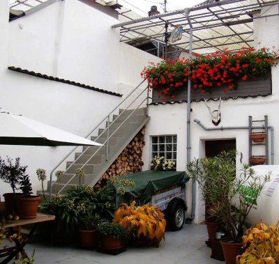 REDUZIERT!!!!Treis: schönes Einfamilienhaus mit Garage und Innenhof