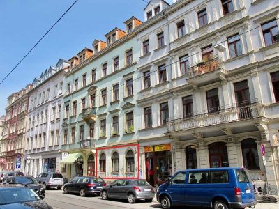 Rundbogenfenster - Einbauküche - ebenerdige Dusche!