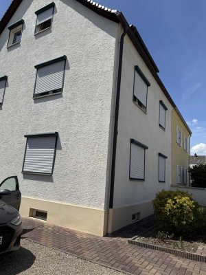 Zuhause mit zwei Zimmern in Augsburg Lechhausen