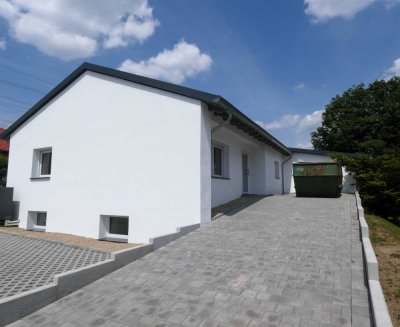 Große top moderne Wohnung im 2 FH zu vermieten