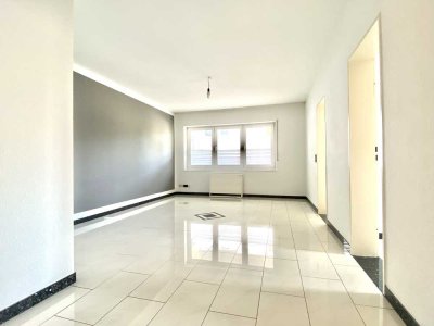 Provisionsfrei: Helle 2-Zimmer-Wohnung (Erdgeschoss) in zentraler Lage