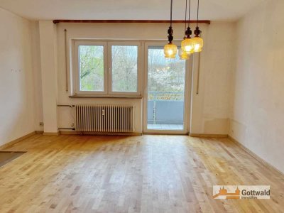 Vielseitige 3-Zimmer-Wohnung mit Balkon in Hochschulnähe Nürtingens: vermieten oder selbst beziehen!