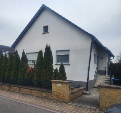 Schnuckeliger 3-Raum-Bungalow in Lambsheim