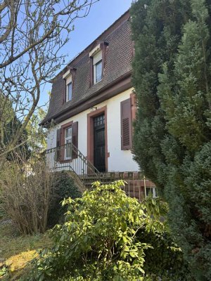 Geräumige Altbau Villa in Altenglan