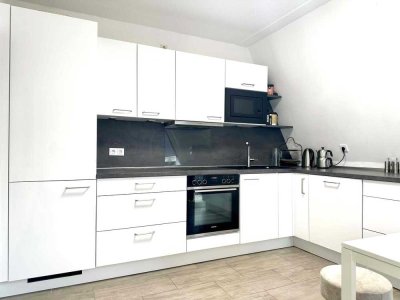 Stilvolle 3-Raum-Maisonette-Wohnung mit Einbauküche in Siegburg