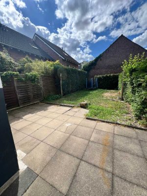 Stadtnahe 4-Zimmer-Wohnung mit Garten
