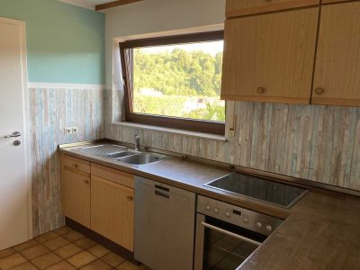 Schöne 2,5-Zimmer-Erdgeschosswohnung mit Balkon und Einbauküche in Wildberg
