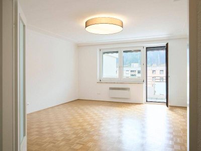 Geräumige 4 Zimmer Wohnung in ruhiger Lage