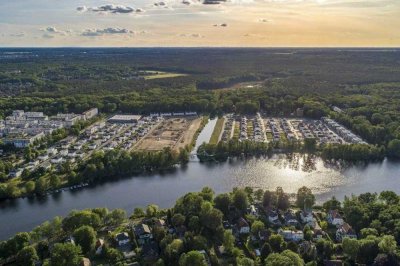 Gartenwohnung nahe Havel & Wald – 2 Zimmer, Terrasse, Balkon, Stellplatz mit E-Ladeoption