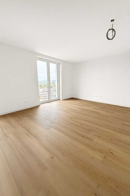 Kernsanierte 3-Zimmer Wohnung mit EBK und Balkon