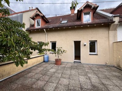 Moderne 2-Zimmer-Wohnung mit Sonnen-Terrasse in Frankfurt-Sindlingen – Erstbezug nach Sanierung!
