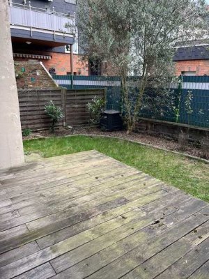 Erdgeschosswohnung  mit Garten