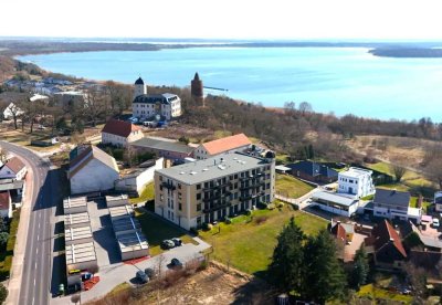 Exklusivität am Goitzsche-See:      
 4 Zimmer auf 173 m², En Suite Masterbad, Garage und Stellplat
