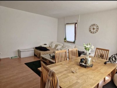 Helle 2-Zimmer Erdgeschosswohnung mit Balkon in Köln-Zündorf