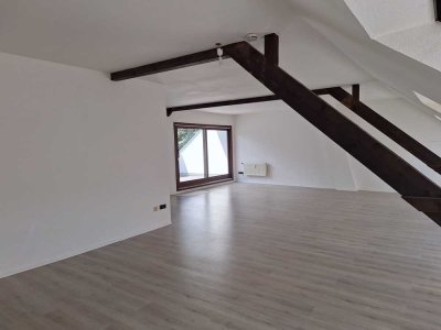 Wunderschöne Dachgeschosswohnung mit großer Sonnenterrasse im Gründerzeit-Viertel