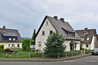 Charmantes freistehendes Wohnhaus in Ortslage von Bergshausen