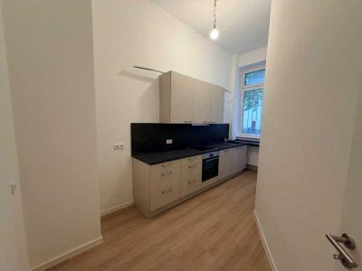 Luxus-Kompakt im Nordend: Kernsaniertes 2-Zimmer-Loft mit En-Suite-Bad!