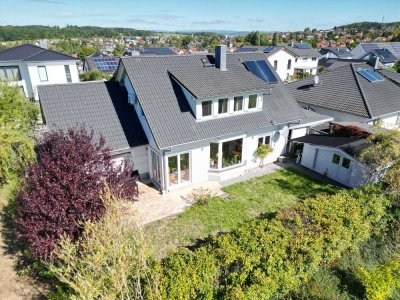 Selten! Bezauberndes modernes Einfamilienhaus (Bj. 2012) plus sep. Maisonette-Haus in guter Lage!
