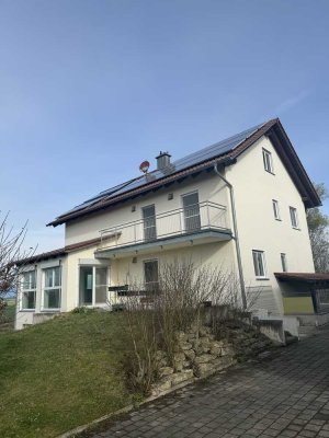Einfamilienhaus mit Garage und Lagerhalle zur Miete in Ingolstadt Gerolfing