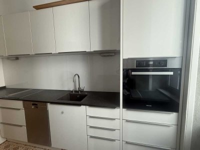 3-Zimmer-Altbau-Wohnung mit gehobener Innenausstattung in Frankfurt