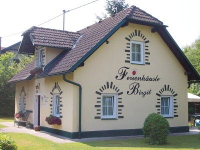 Romantisches Ferienhaus in Seenähe am Klopeiner See, mit ca.1200 m² Grundfläche