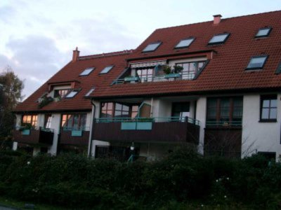 Smarter Wohnen! Wunderschöne 2-Zi.-Whg. in ruhiger Süd-Lage. Inkl. PKW-Stellplatz. Düsseldorf-Uni!!!