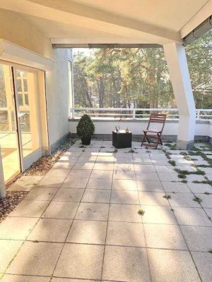 Hier kann der Sommer kommen! Großzügige 4 Zimmer mit 28 qm Süd-West Terrasse direkt am Messelpark