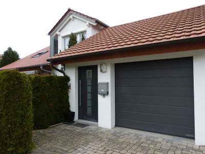 Attraktive 2-Zimmer-Dachgeschosswohnung mit Balkon in Neuenbürg