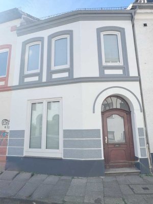 Möblierte Wohnung in saniertem Altbremer Haus in zentraler Lage im Ostertor